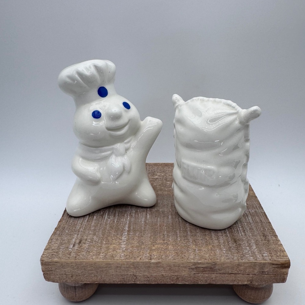 Vintage 1997 Pillsbury Doughboy & Flour Sack Salt and Pepper Shaker Set Ceramic